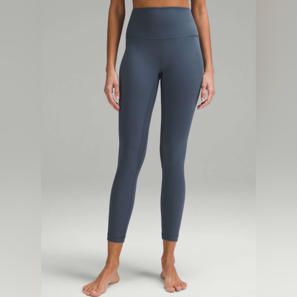 Lululemon Align High-Rise Pant 25"
Iron Blue Size 6